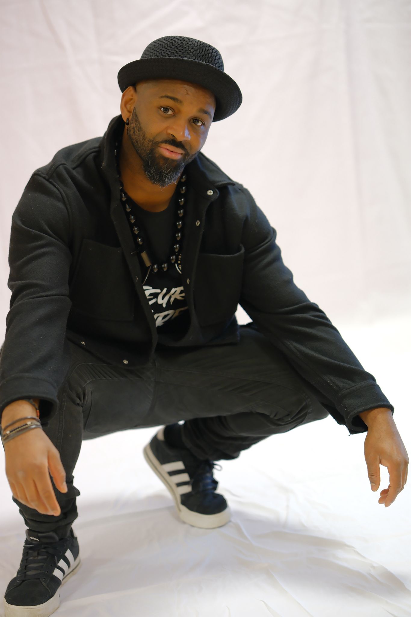 Sanka Loembet - Move